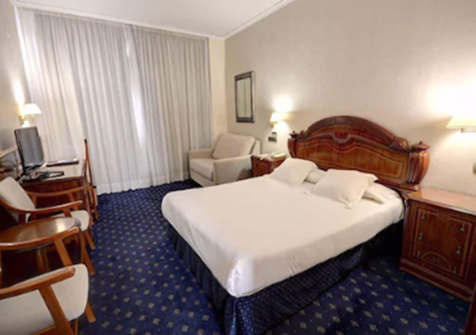 Palace Hotel 4*